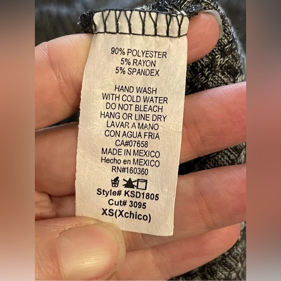 FASHION NOVA gray fuzzy ribbed long sleeve sursplice knee length dress XS - Picture 3 of 4